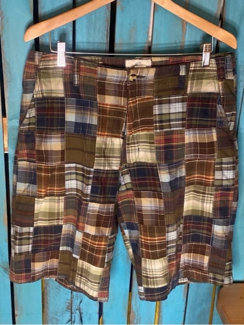 Andrew Fezza madras shorts size 35x12 (tag says 36) flat front green brown blue